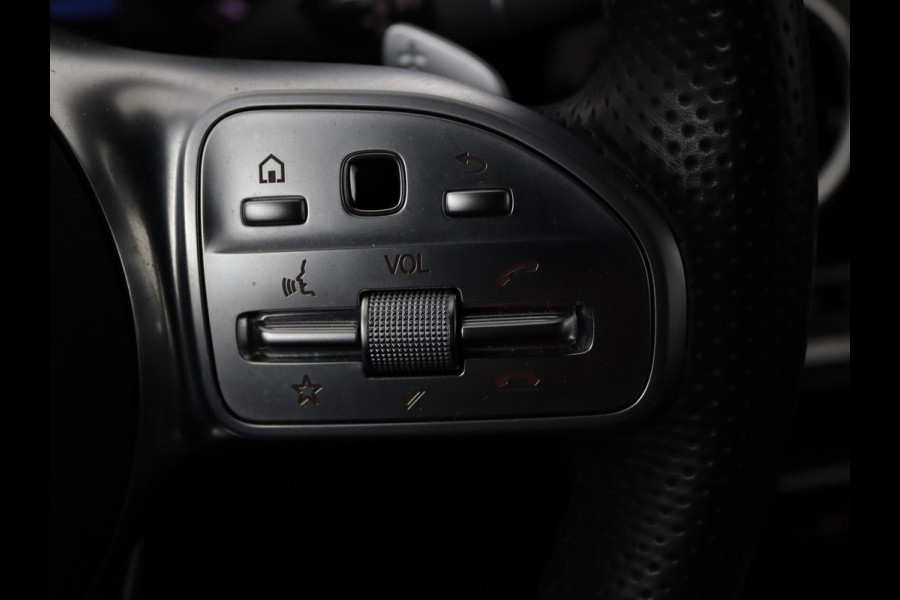 Mercedes-Benz C-Klasse 300de AMG | Head-Up | Adaptive cruise | Stoelverwarming | Carplay | Leder/Alcantara | Memory | Sfeerverlichting | Keyless | Navigatie
