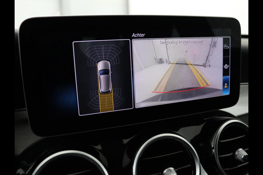 Mercedes-Benz C-Klasse 300de AMG | Head-Up | Adaptive cruise | Stoelverwarming | Carplay | Leder/Alcantara | Memory | Sfeerverlichting | Keyless | Navigatie