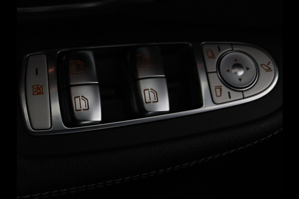 Mercedes-Benz C-Klasse 300de AMG | Head-Up | Adaptive cruise | Stoelverwarming | Carplay | Leder/Alcantara | Memory | Sfeerverlichting | Keyless | Navigatie