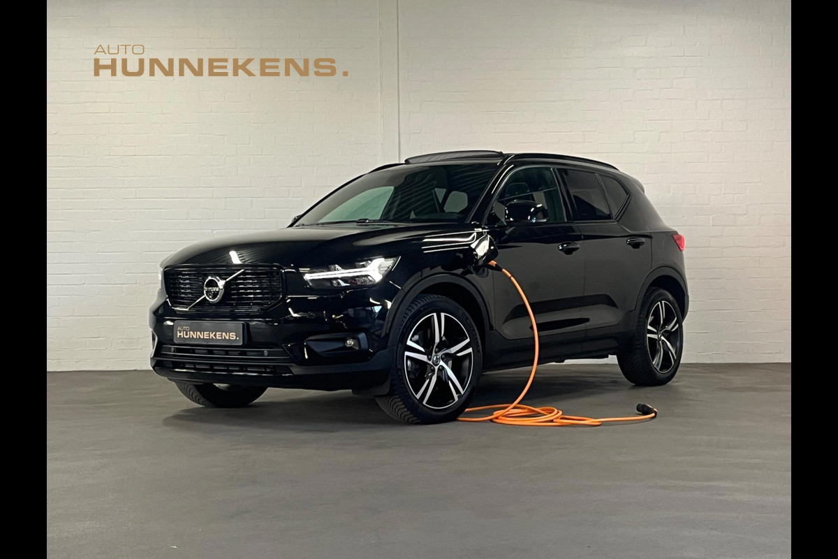 Volvo XC40 1.5 T4 Recharge R-Design | Open dak | Harman/Kardon | Adapt. Cruise c. | BLIS Volvo XC40 1.5 T4 Recharge R-Design | Open dak | Harman/Kardon | Adapt. Cruise c. | BLIS