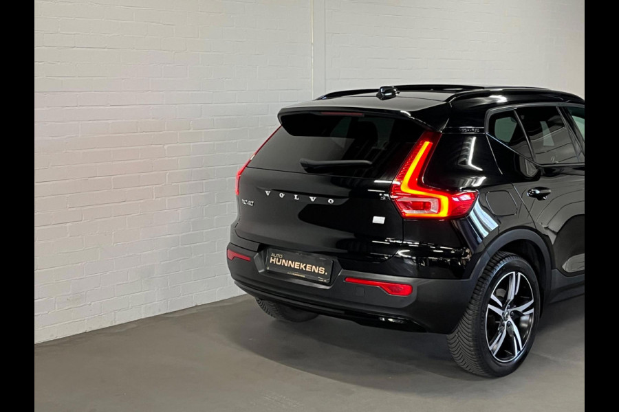 Volvo XC40 1.5 T4 Recharge R-Design | Open dak | Harman/Kardon | Adapt. Cruise c. | BLIS