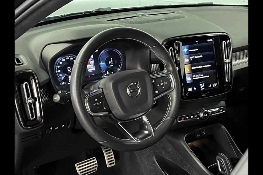 Volvo XC40 1.5 T4 Recharge R-Design | Open dak | Harman/Kardon | Adapt. Cruise c. | BLIS