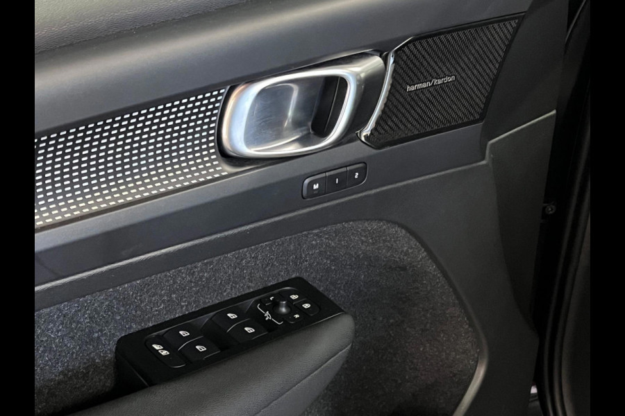 Volvo XC40 1.5 T4 Recharge R-Design | Open dak | Harman/Kardon | Adapt. Cruise c. | BLIS