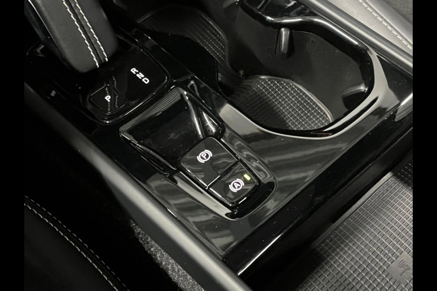 Volvo XC40 1.5 T4 Recharge R-Design | Open dak | Harman/Kardon | Adapt. Cruise c. | BLIS