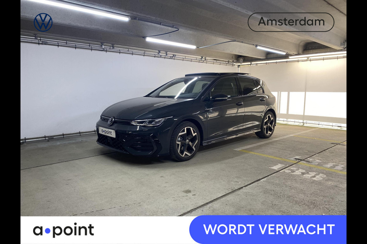 Volkswagen Golf 1.5 eTSI R-Line Edition 8.5 116 pk Automaat (DSG) | Navigatie via App | Panoramadak | Parkeersensoren | Rondomzicht camera | Adaptieve cruise control | R-Line | Volkswagen Golf 1.5 eTSI R-Line Edition 8.5 116 pk Automaat (DSG) | Navigatie via App | Panoramadak | Parkeersensoren | Rondomzicht camera | Adaptieve cruise control | R-Line |