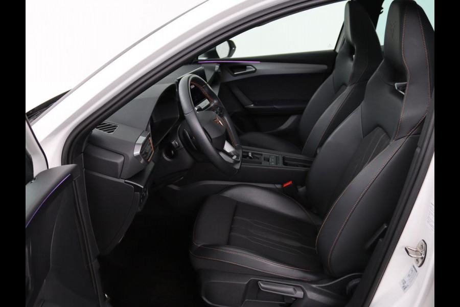 CUPRA Leon 1.4 e-Hybrid VZ Business Panoramadak | LED | CarPlay |  Sfeerverlichting | Stuur- en stoelverwarming | Camera | Adaptive Cruise | Dodehoek Detectie | LMV