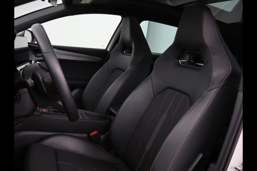 CUPRA Leon 1.4 e-Hybrid VZ Business Panoramadak | LED | CarPlay |  Sfeerverlichting | Stuur- en stoelverwarming | Camera | Adaptive Cruise | Dodehoek Detectie | LMV