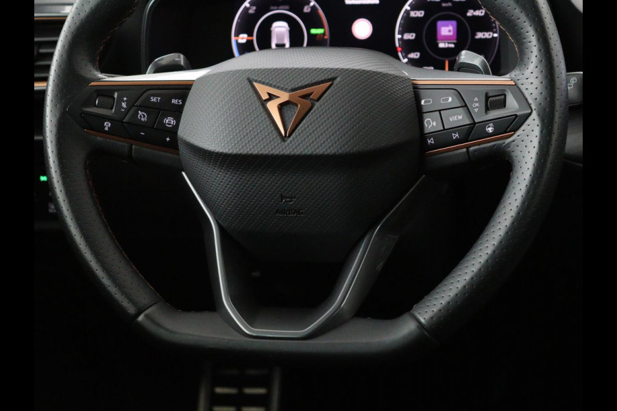 CUPRA Leon 1.4 e-Hybrid VZ Business Panoramadak | LED | CarPlay |  Sfeerverlichting | Stuur- en stoelverwarming | Camera | Adaptive Cruise | Dodehoek Detectie | LMV