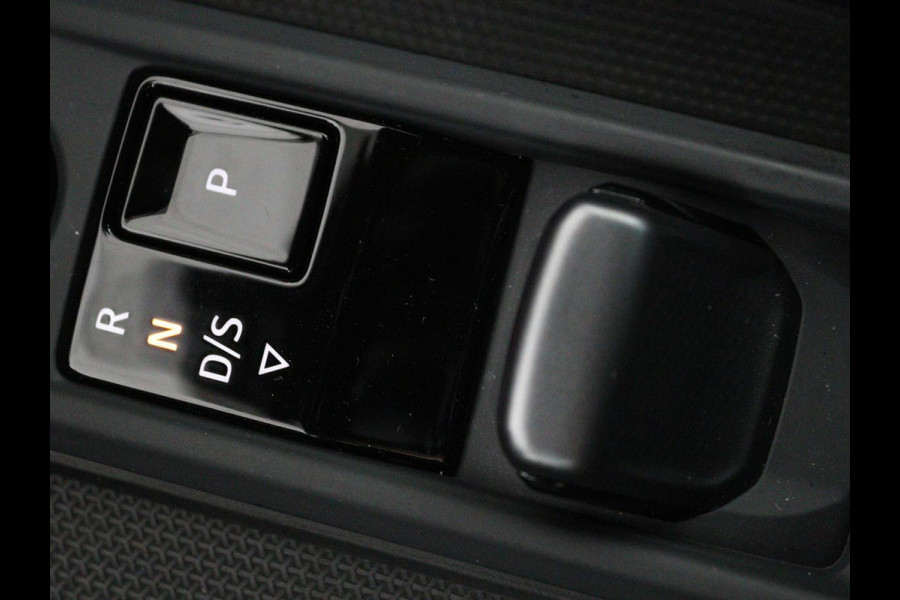 CUPRA Leon 1.4 e-Hybrid VZ Business Panoramadak | LED | CarPlay |  Sfeerverlichting | Stuur- en stoelverwarming | Camera | Adaptive Cruise | Dodehoek Detectie | LMV
