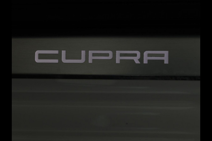 CUPRA Leon 1.4 e-Hybrid VZ Business Panoramadak | LED | CarPlay |  Sfeerverlichting | Stuur- en stoelverwarming | Camera | Adaptive Cruise | Dodehoek Detectie | LMV