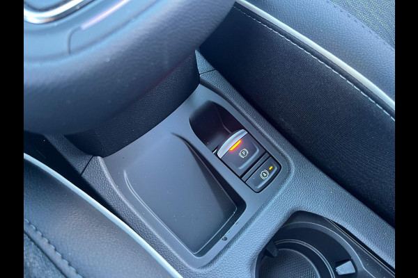 Mitsubishi Colt 1.6 HEV Instyle Hybrid