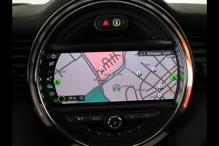 MINI Yours 33 KWH.1e EIG ACCU 98 % !! BIJNA 2021. SCHUIFDAK. LEDER . GARANTIE TOT 2 JAAR *!