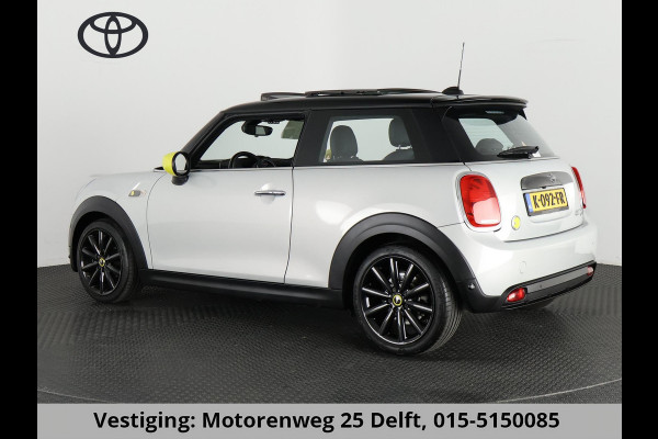 MINI Yours 33 KWH.1e EIG ACCU 98 % !! BIJNA 2021. SCHUIFDAK. LEDER . GARANTIE TOT 2 JAAR *!