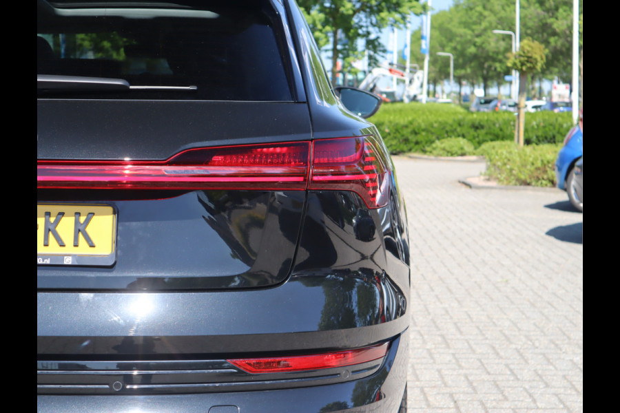 Audi e-tron 50 quattro Business edition Plus 71 kWh / Panoramadak