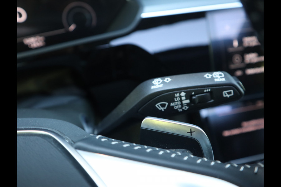 Audi e-tron 50 quattro Business edition Plus 71 kWh / Panoramadak