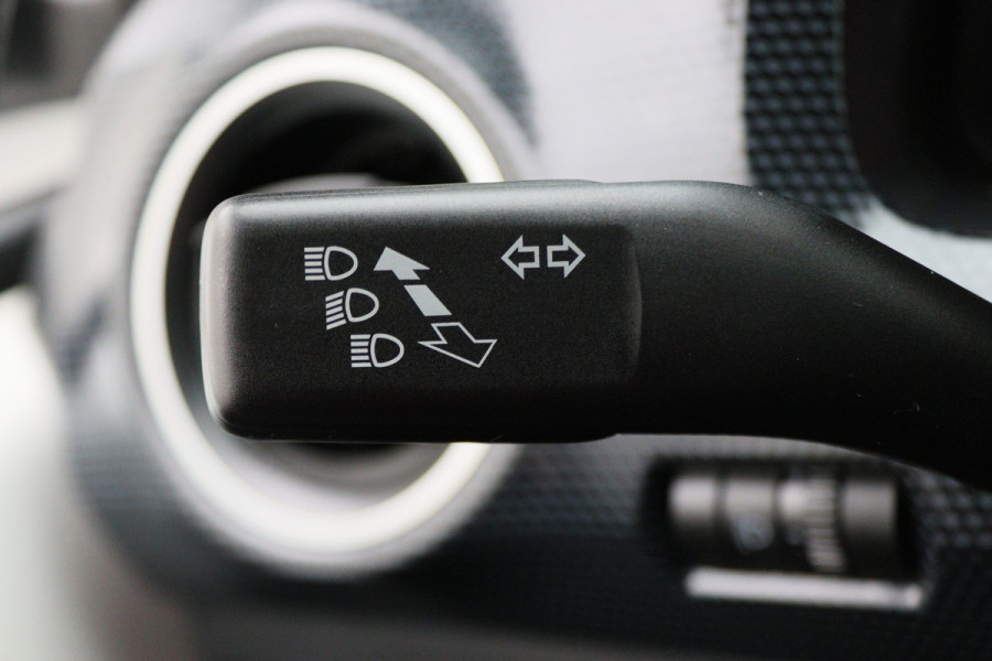 Volkswagen up! 1.0 BMT move up! 5-Deurs, Airco, Bluetooth, DAB, Elektrische Pakket, AUX