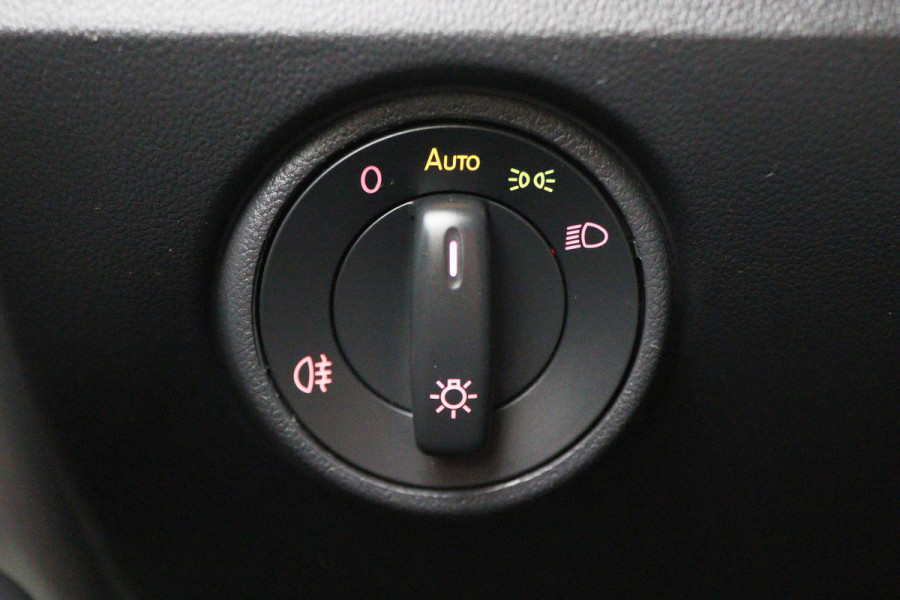 Volkswagen up! 1.0 BMT move up! 5-Deurs, Airco, Bluetooth, DAB, Elektrische Pakket, AUX