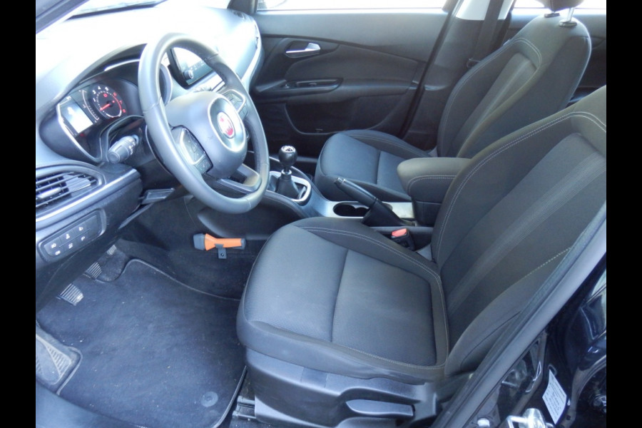 Fiat Tipo 1.4 Mirror I 5 drs. I Airco I Trekhaak I Parkeer sens. achter I
