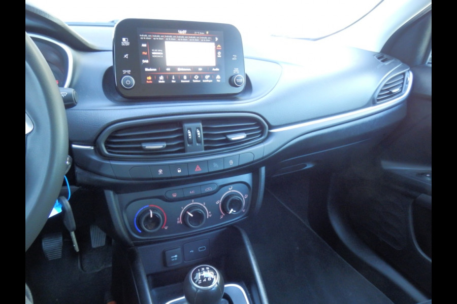 Fiat Tipo 1.4 Mirror I 5 drs. I Airco I Trekhaak I Parkeer sens. achter I