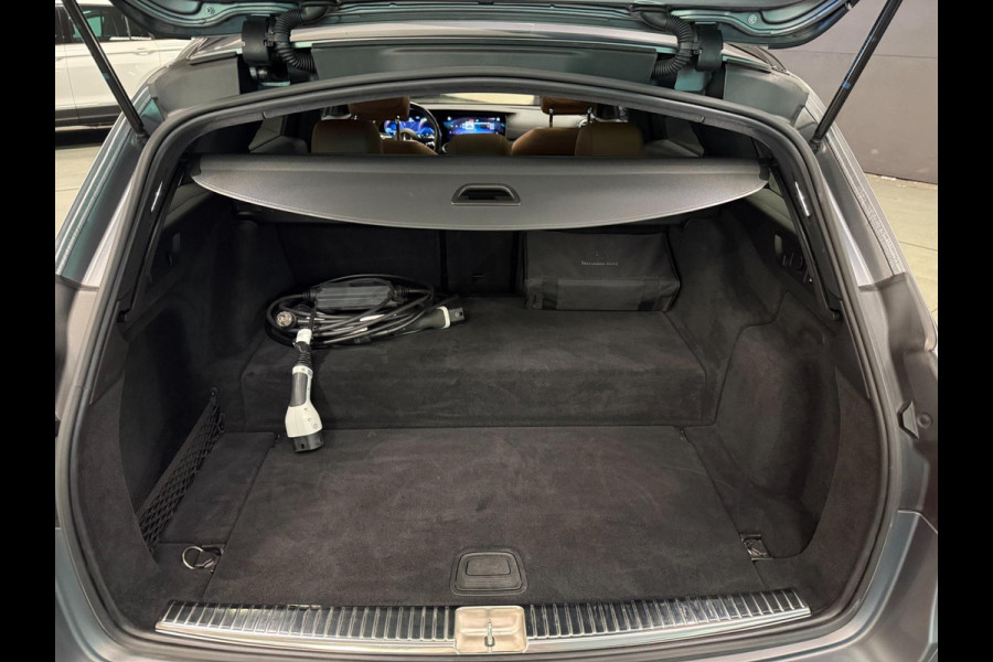 Mercedes-Benz E-Klasse Estate 300 e AMG Line PANO/BURMESTER/LEDER/DAB/CAM/SFEERVERLICHTING///