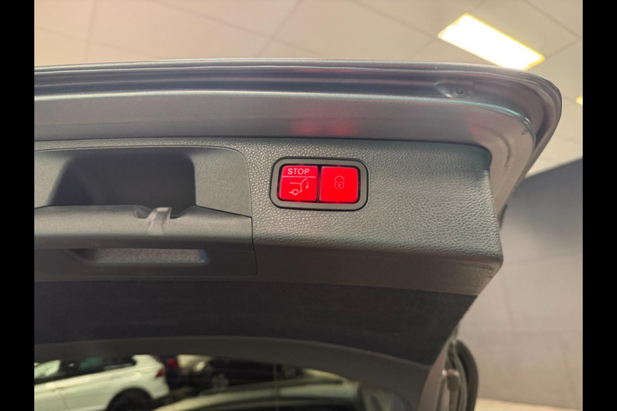 Mercedes-Benz E-Klasse Estate 300 e AMG Line PANO/BURMESTER/LEDER/DAB/CAM/SFEERVERLICHTING///