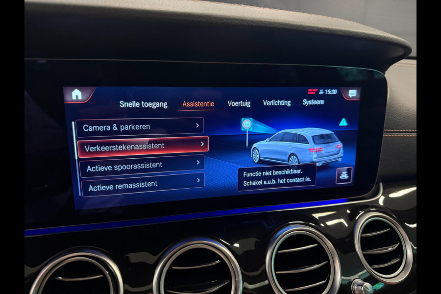 Mercedes-Benz E-Klasse Estate 300 e AMG Line PANO/BURMESTER/LEDER/DAB/CAM/SFEERVERLICHTING///