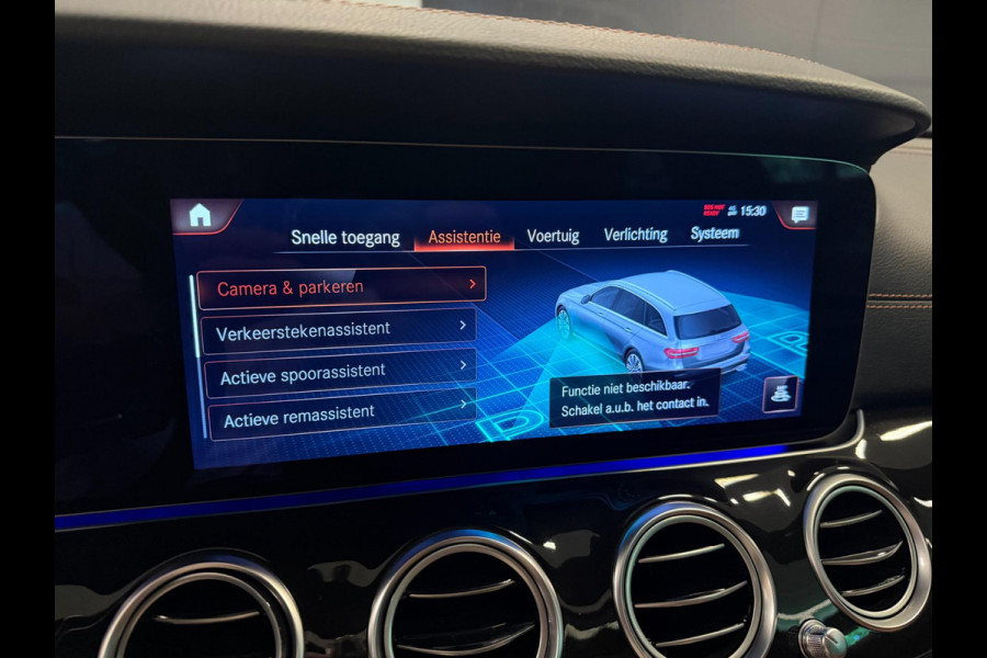 Mercedes-Benz E-Klasse Estate 300 e AMG Line PANO/BURMESTER/LEDER/DAB/CAM/SFEERVERLICHTING///