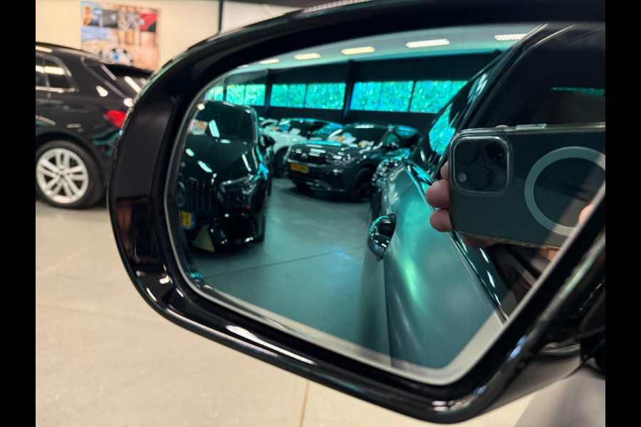 Mercedes-Benz E-Klasse Estate 300 e AMG Line PANO/BURMESTER/LEDER/DAB/CAM/SFEERVERLICHTING///