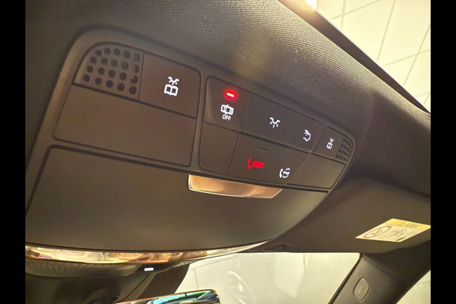 Mercedes-Benz E-Klasse Estate 300 e AMG Line PANO/BURMESTER/LEDER/DAB/CAM/SFEERVERLICHTING///