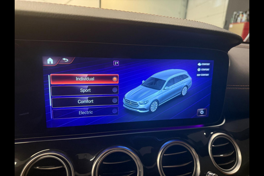 Mercedes-Benz E-Klasse Estate 300 e AMG Line PANO/BURMESTER/LEDER/DAB/CAM/SFEERVERLICHTING///