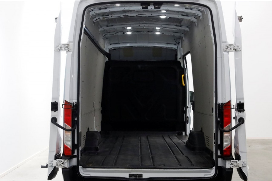 Ford Transit 350 2.0 TDCI L4H3 RWD Jumbo Trend ACC/Airco/Navi/Camera 02-2022