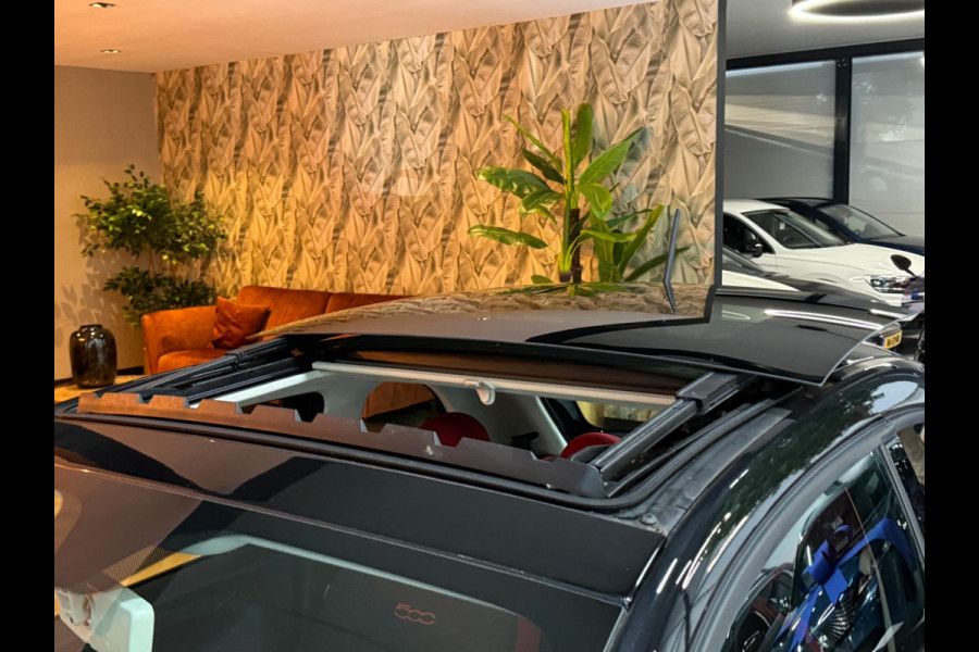 Fiat 500 1.2 Lounge Garantie Panoramadak Uconnect Bluetooth LED Rijklaar