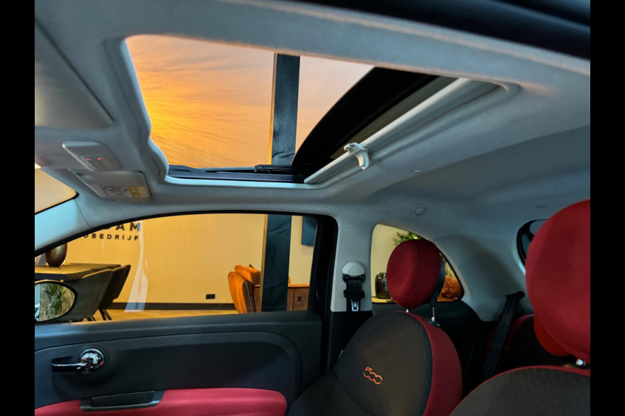 Fiat 500 1.2 Lounge Garantie Panoramadak Uconnect Bluetooth LED Rijklaar