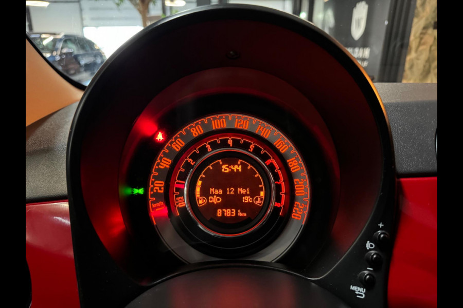 Fiat 500 1.2 Lounge Garantie Panoramadak Uconnect Bluetooth LED Rijklaar