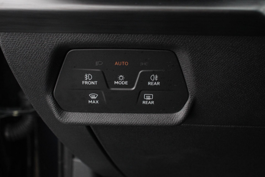 CUPRA Formentor 1.5 TSI DSG 150 Pk | Camera | 19 Inch Lichtmetalen Velgen | Adaptive Cruise Control | Lane/Side Assist | Climatronic |