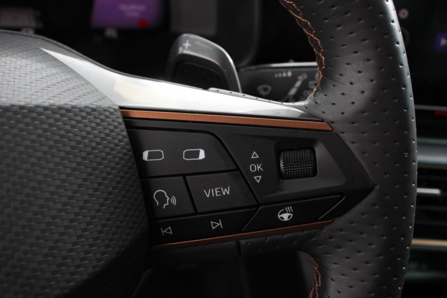 CUPRA Formentor 1.5 TSI DSG 150 Pk | Camera | 19 Inch Lichtmetalen Velgen | Adaptive Cruise Control | Lane/Side Assist | Climatronic |