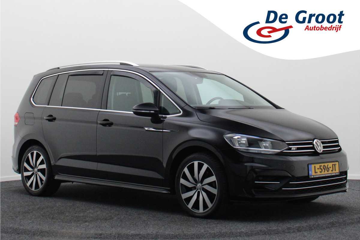Volkswagen Touran 1.5 TSI DSG Highline Business R 7p Climate, ACC, Stoelverwarming, Elektrische Achterklep, Trekhaak, 18''