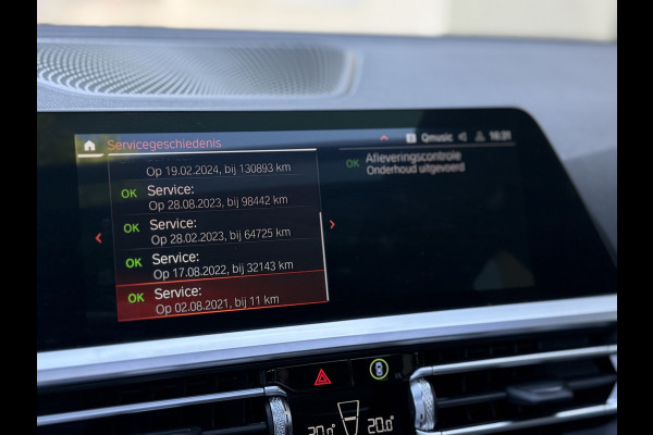 BMW 3 Serie Touring 330i High Executive | M-Sport | TREKHAAK | PANO | ACC | CAMERA