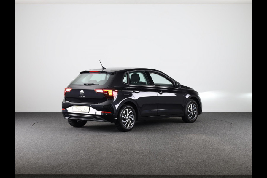 Volkswagen Polo 1.0 TSI Life Business | Navigatie | Parkeer sensoren | Climate Geregelde Airco |