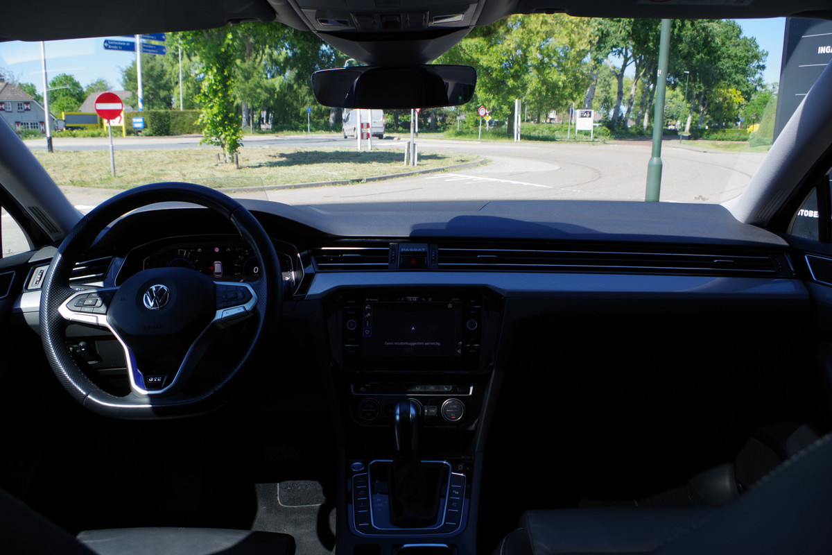 Volkswagen Passat Variant 1.4 TSI PHEV 218 PK GTE BNS, Leder, Panoramadak, 360 Camera, Trekhaak, Volkswagen Passat Variant 1.4 TSI PHEV 218 PK GTE BNS, Leder, Panoramadak, 360 Camera, Trekhaak,