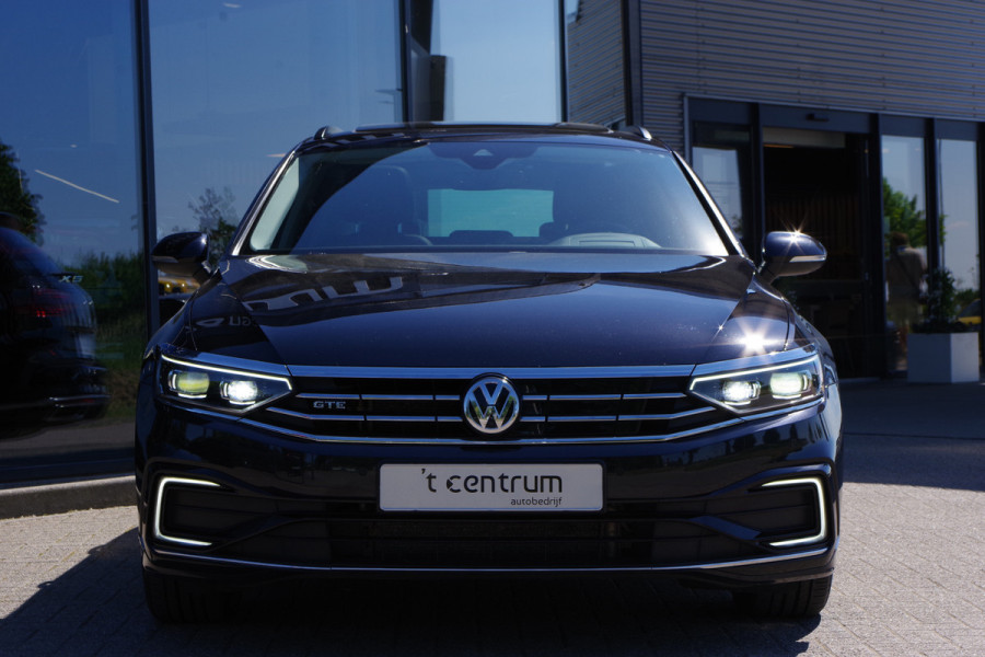 Volkswagen Passat Variant 1.4 TSI PHEV 218 PK GTE BNS, Leder, Panoramadak, 360 Camera, Trekhaak,
