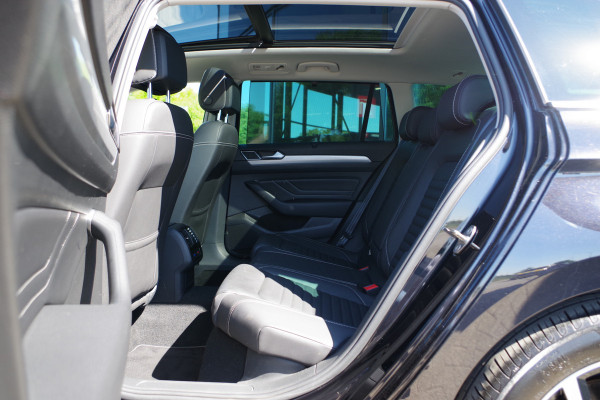 Volkswagen Passat Variant 1.4 TSI PHEV 218 PK GTE BNS, Leder, Panoramadak, 360 Camera, Trekhaak,