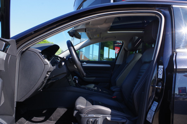 Volkswagen Passat Variant 1.4 TSI PHEV 218 PK GTE BNS, Leder, Panoramadak, 360 Camera, Trekhaak,