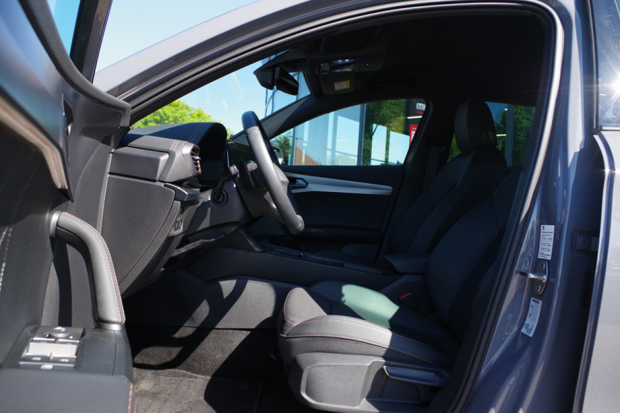 CUPRA Formentor 1.4 e-Hybrid 204 PK BNS PHEV, Carplay, DAB, Stoel- & Stuurverwarming, Camera