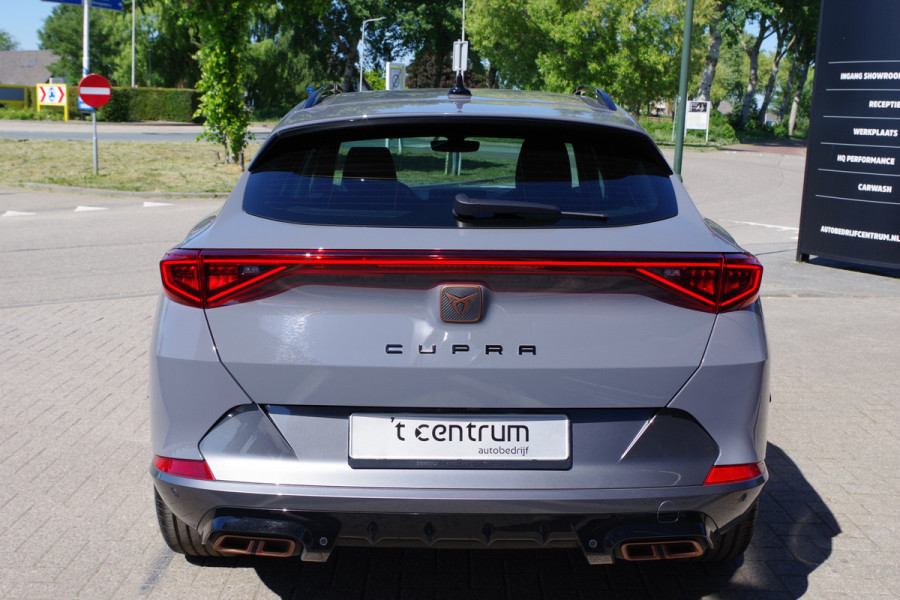 CUPRA Formentor 1.4 e-Hybrid 204 PK BNS PHEV, Carplay, DAB, Stoel- & Stuurverwarming, Camera