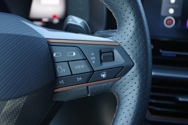 CUPRA Formentor 1.4 e-Hybrid 204 PK BNS PHEV, Carplay, DAB, Stoel- & Stuurverwarming, Camera