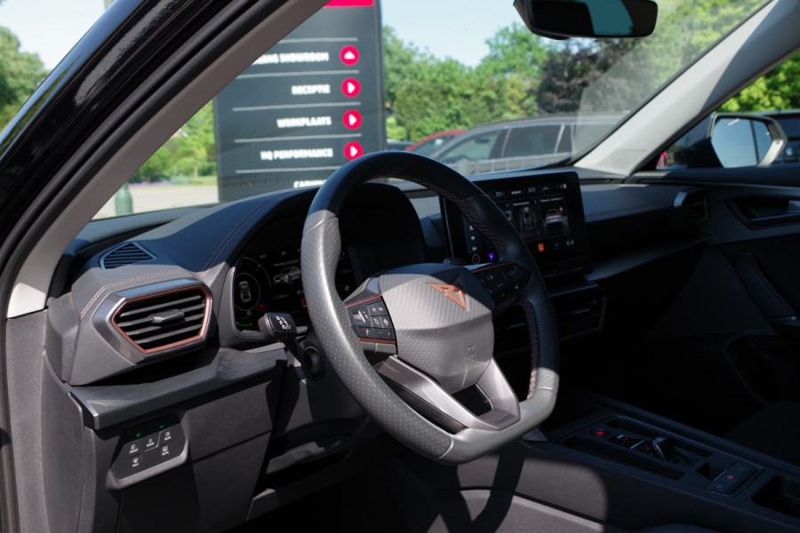 CUPRA Formentor 1.4 TSI e-Hybrid Essential PHEV, Camera, Stuurverwarming, DAB,