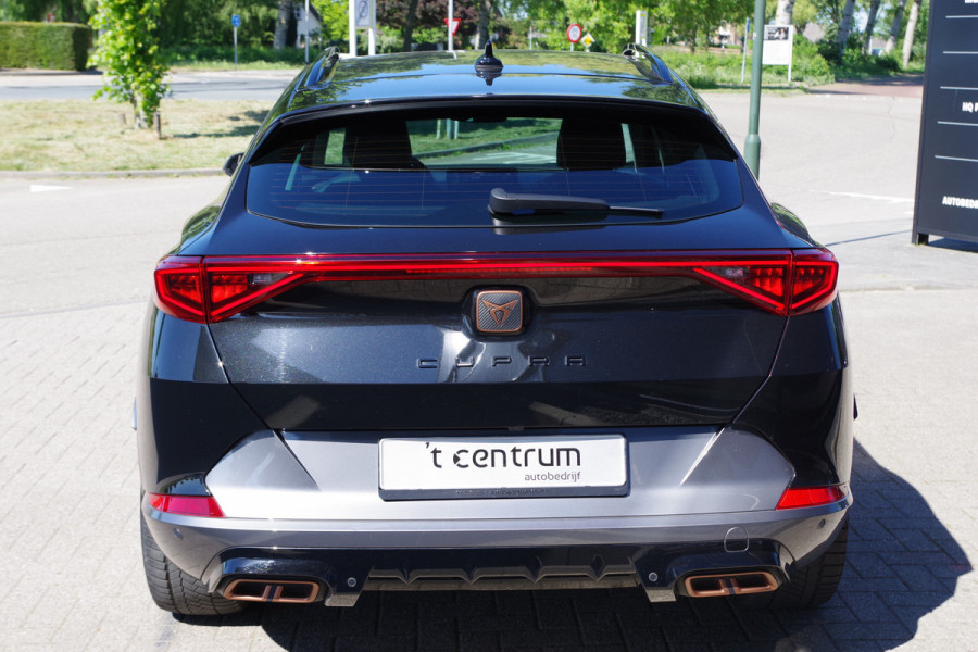 CUPRA Formentor 1.4 TSI e-Hybrid Essential PHEV, Camera, Stuurverwarming, DAB,