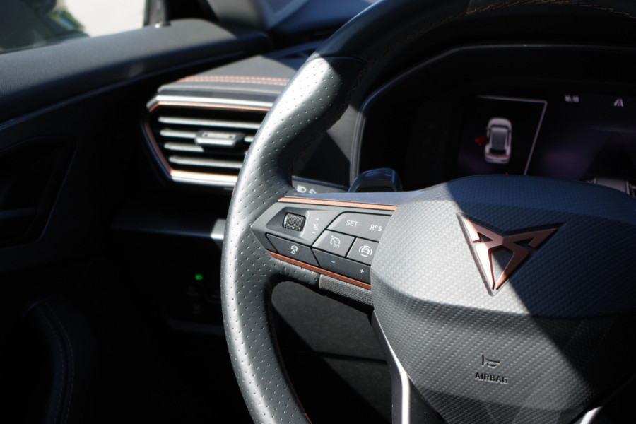 CUPRA Formentor 1.4 TSI e-Hybrid Essential PHEV, Camera, Stuurverwarming, DAB,