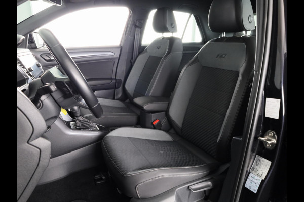 Volkswagen T-Roc 1.5 TSI Sport | Navigatie | Parkeer Sensoren |